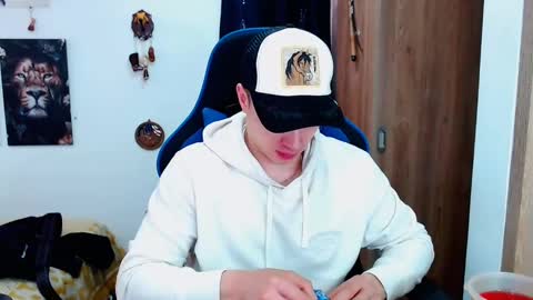 griego01 online show from December 16, 5:43 pm