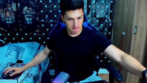 griego01 online show from December 20, 11:56 pm