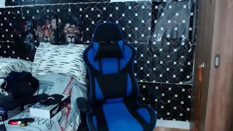 griego01 online show from January 14, 11:20 pm