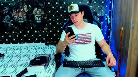 griego01 online show from May 29, 5:05 am