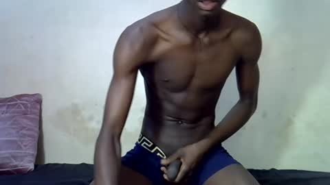 Snapshot of grillzhotz chatting on July 31, 5:40 am grillzhotz online show from July 31, 5:40 am