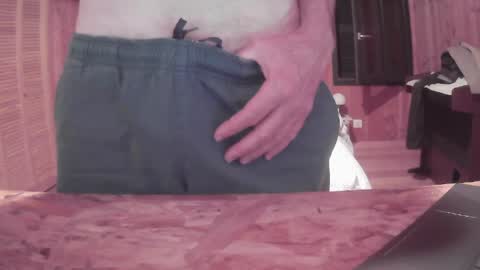 Snapshot of grimbergen123 chatting on May 25, 8:26 pm Grim online show from May 25, 8:26 pm