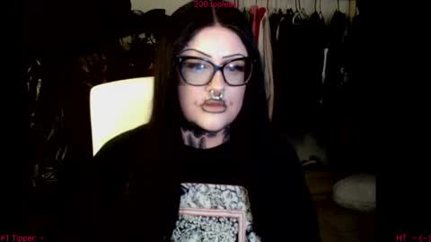 Snapshot of grindhouseho chatting on May 23, 4:29 am Grindhouse online show from May 23, 4:29 am