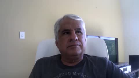 grisa01 online show from May 24, 2:33 pm