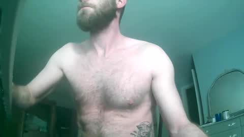 Snapshot of grizzley84 chatting on February 25, 5:52 am grizzly84 online show from February 25, 5:52 am