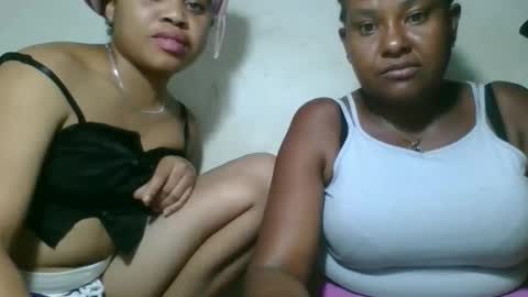 Snapshot of grotilde98 chatting on November 2, 7:27 pm grotilde98 online show from November 2, 7:27 pm