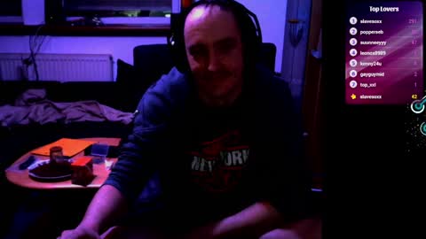 I can be everything you want online show from December 12, 1:53 am