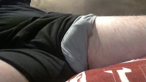 Snapshot of grrguy1 chatting on December 17, 3:28 am GrrGuy1 online show from December 17, 3:28 am