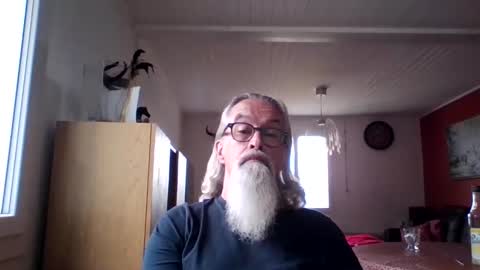 Snapshot of grybear60 chatting on March 8, 9:13 am Grybear online show from March 8, 9:13 am