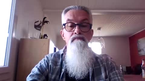 Snapshot of grybear60 chatting on March 21, 11:15 am Grybear online show from March 21, 11:15 am