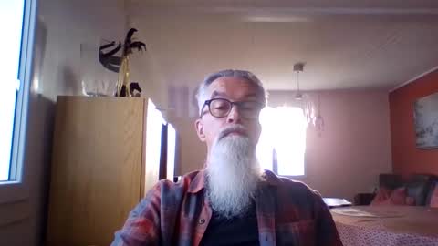 Snapshot of grybear60 chatting on March 23, 7:45 am Grybear online show from March 23, 7:45 am