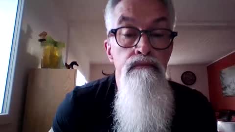 Snapshot of grybear60 chatting on March 30, 7:20 am Grybear online show from March 30, 7:20 am