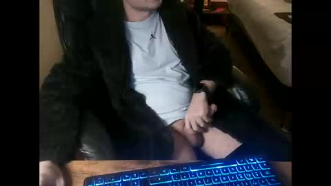 Gizzy online show from November 16, 8:14 pm