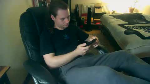 Gizzy online show from November 23, 7:57 pm