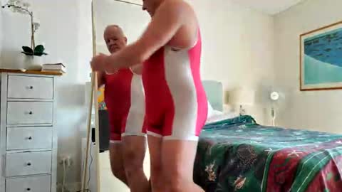 Snapshot of gstring_aussie_phil chatting on July 14, 12:24 am gstring_aussie_phil online show from July 14, 12:24 am