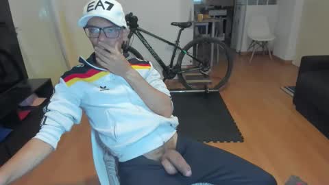 guachin_new online show from September 14, 6:29 pm