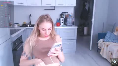 Snapshot of guantanamera_ chatting on February 20, 6:59 am Eva online show from February 20, 6:59 am