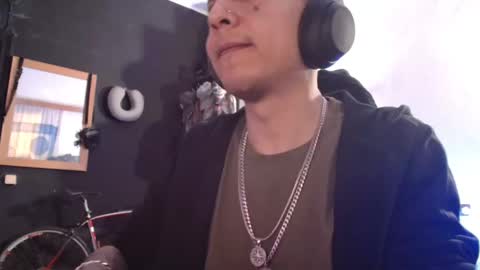 Snapshot of guayaco_ chatting on February 8, 2:16 pm Guayaco  online show from February 8, 2:16 pm