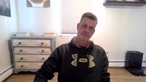 gudguy2025 online show from February 2, 6:28 pm