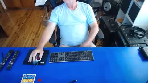 guesswhatigot2 online show from January 16, 2:09 am