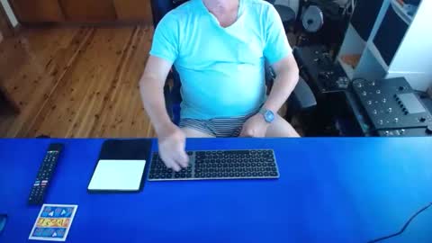 guesswhatigot2 online show from February 10, 5:58 am