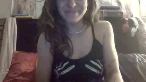 Snapshot of guidemeslow chatting on March 29, 10:48 am I hope my ex can see this online show from March 29, 10:48 am