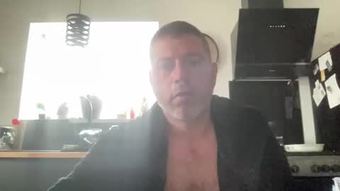 guil0 online show from November 2, 11:45 am