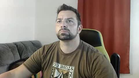 guillaume666286050 online show from September 22, 6:37 am