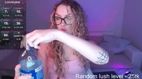 Marta online show from April 6, 8:10 pm