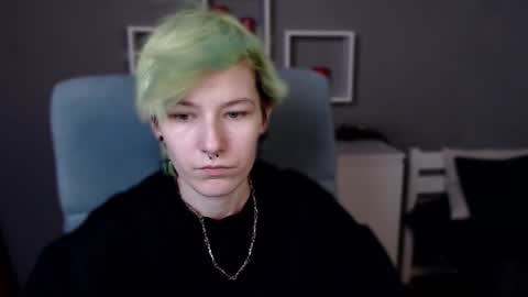 guitarandangell online show from November 1, 11:12 am