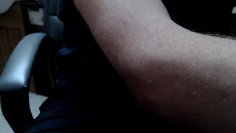 newbies online show from February 22, 8:09 pm