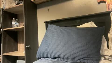 gumbywanna online show from March 10, 4:50 am