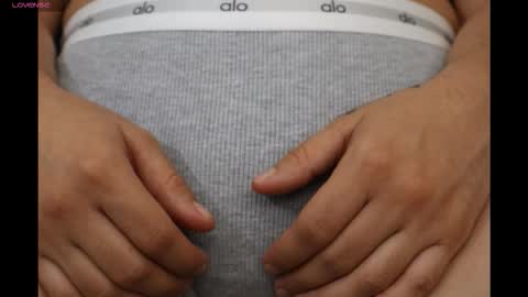 gummyluv online show from December 13, 7:53 pm