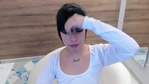 gummyluv online show from February 25, 8:40 pm