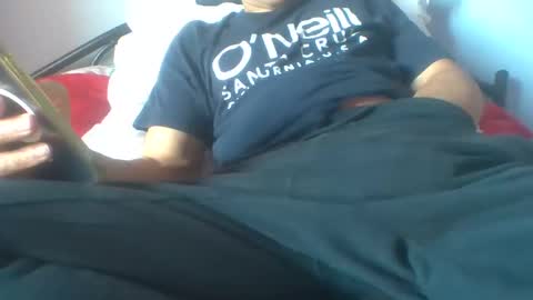 Snapshot of gunishment chatting on January 9, 1:35 pm gunishment online show from January 9, 1:35 pm