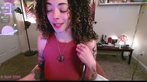 Kylie online show from April 16, 3:13 pm