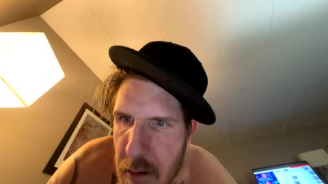 gurlface85 online show from March 21, 12:15 am