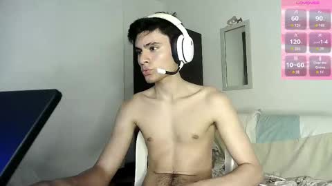 Snapshot of guts1_ chatting on October 16, 3:40 am Guts online show from October 16, 3:40 am