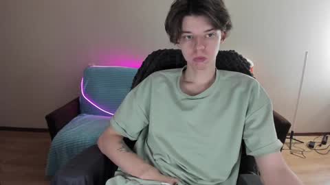 guy_liam1 online show from January 8, 4:55 am