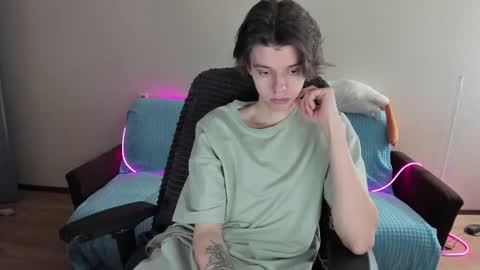 guy_liam1 online show from February 10, 2:26 pm