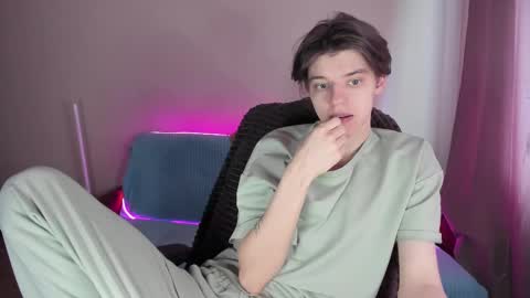 guy_liam1 online show from February 22, 8:29 am