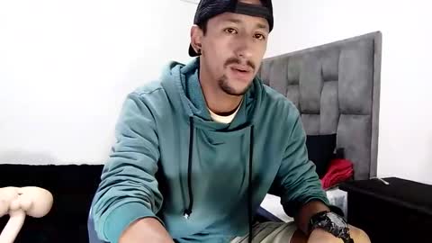 karim online show from February 26, 12:36 pm