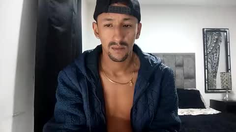 karim online show from January 7, 7:11 am