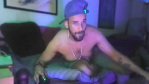 guyst049 online show from March 12, 3:07 pm