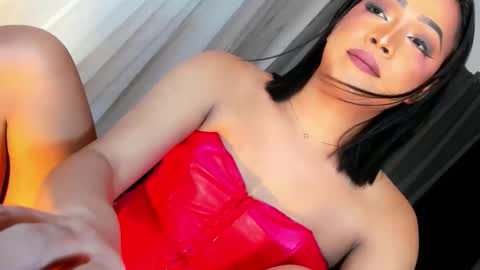 Call me Miss Gwen online show from October 16, 7:59 pm