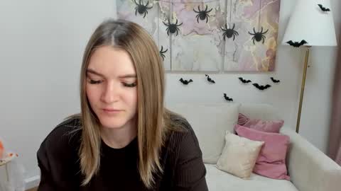 gwensmitt online show from November 3, 10:42 pm