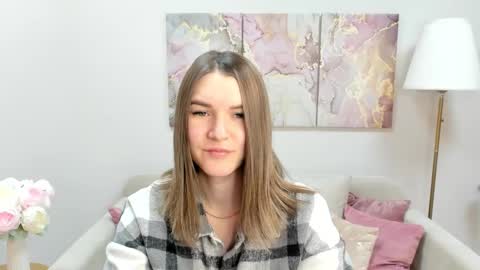 gwensmitt online show from November 11, 12:10 am