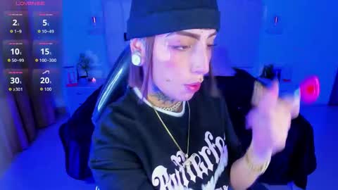gyal_8_ online show from January 17, 3:44 am