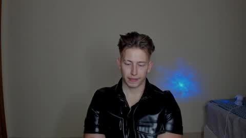 Snapshot of gym_alpha chatting on January 23, 9:50 pm Oliver online show from January 23, 9:50 pm