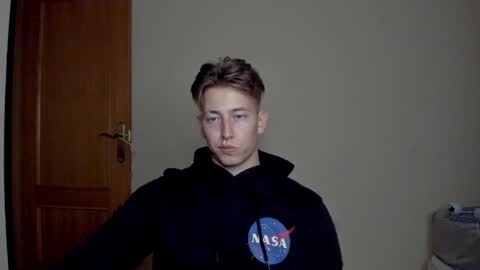 Snapshot of gym_alpha chatting on February 4, 8:49 pm Oliver online show from February 4, 8:49 pm